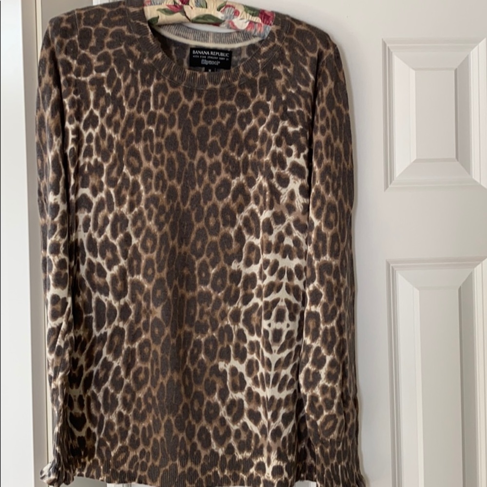 Banana Republic animal print merino and cashmere M